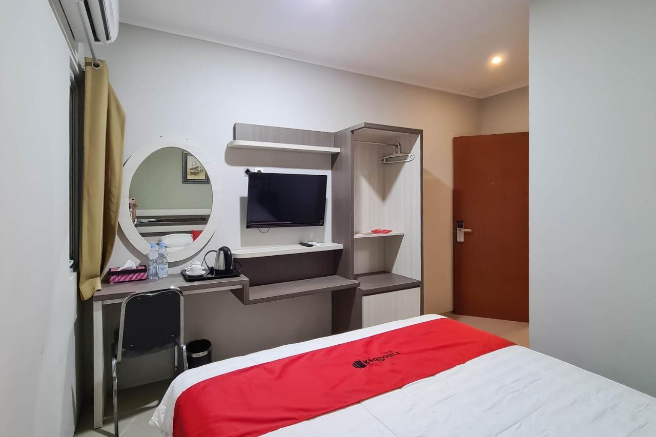 Gaia Asri Hotel Pamanukan Hilir Exterior foto